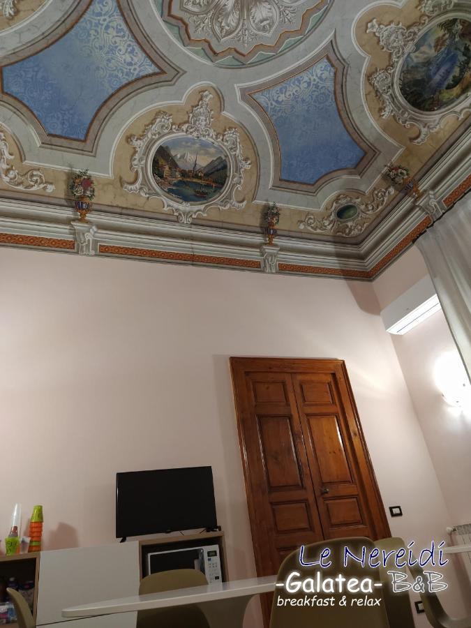 Le Nereidi B&B Acireale Centro Экстерьер фото